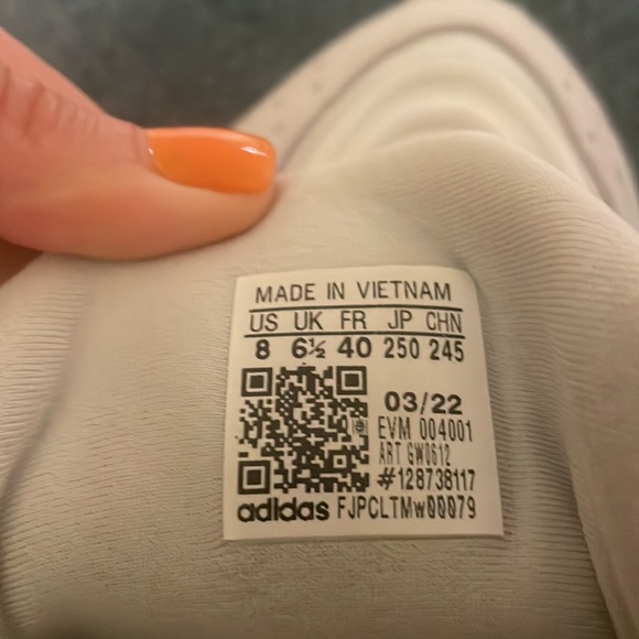 Adidas Originals Gray Ozelia Sneakers - Picture 7 of 10